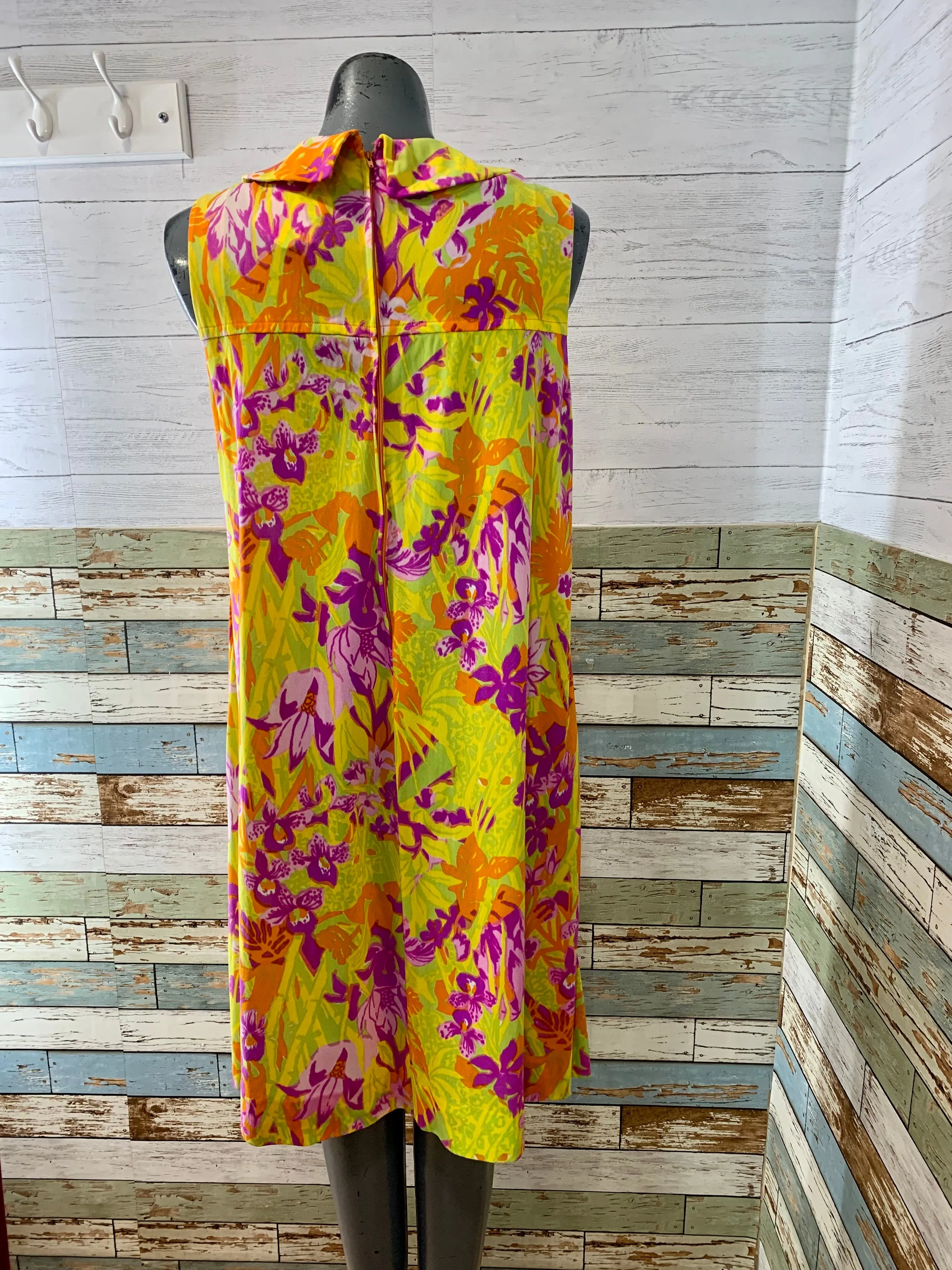 60s/70s Multicolor Floral Shift Dress