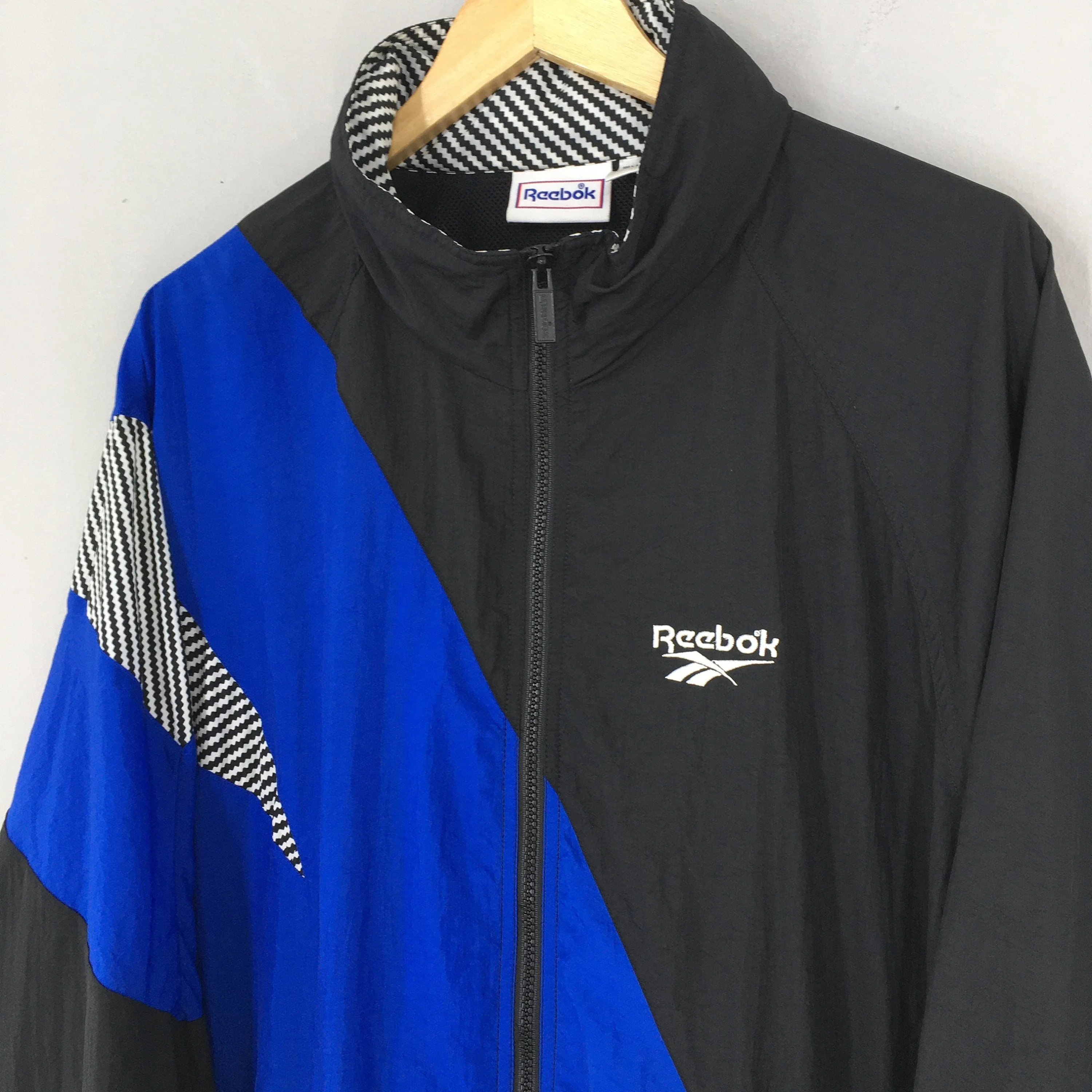 Reebok Windbreaker Light Jacket XLarge